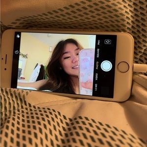 Meet your Posher, Lexa